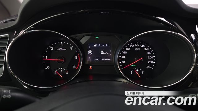 Kia Canival 2018 — photo 8