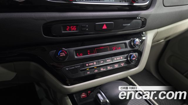 Kia Canival 2018 — photo 19