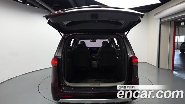 Kia Canival 2018 — photo 20