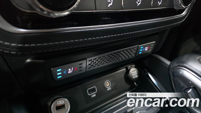 KG Mobility Rexton 2019 — photo 23