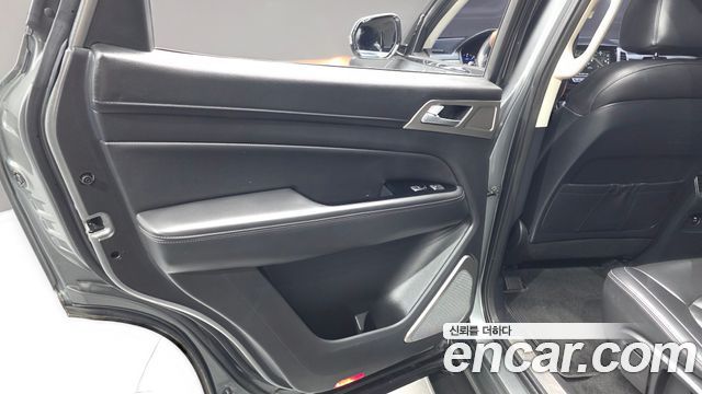 KG Mobility Rexton 2019 — photo 15