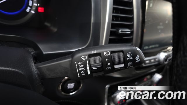 KG Mobility Rexton 2019 — photo 28