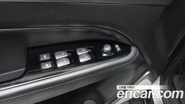 KG Mobility Rexton 2019 — photo 34