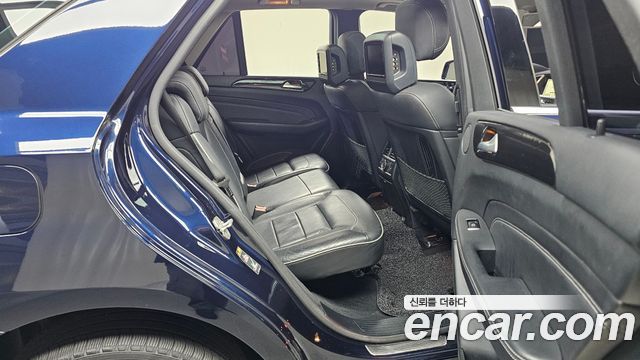 Mercedes-Benz M-class 2014 — photo 11