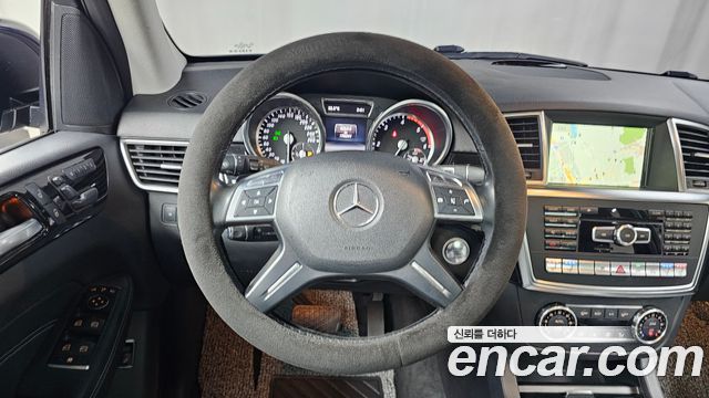 Mercedes-Benz M-class 2014 — photo 12