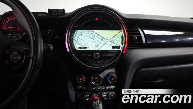 Mini Cooper 2015 — photo 20