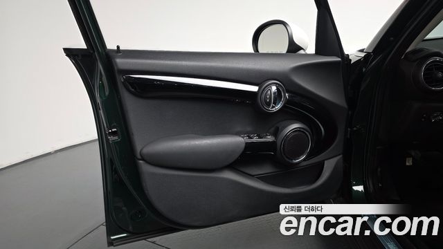 Mini Cooper 2015 — photo 14