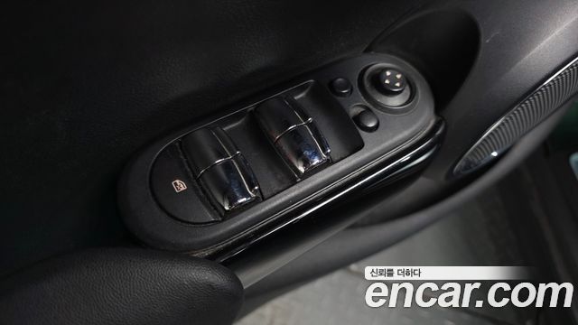 Mini Cooper 2015 — photo 30