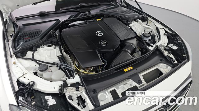 Mercedes-Benz E-Class 2026 — photo 6