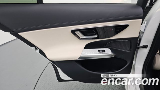 Mercedes-Benz E-Class 2026 — photo 15