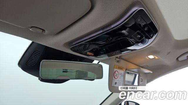 Mercedes-Benz E-Class 2026 — photo 32