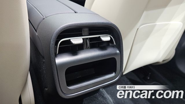Mercedes-Benz E-Class 2026 — photo 34