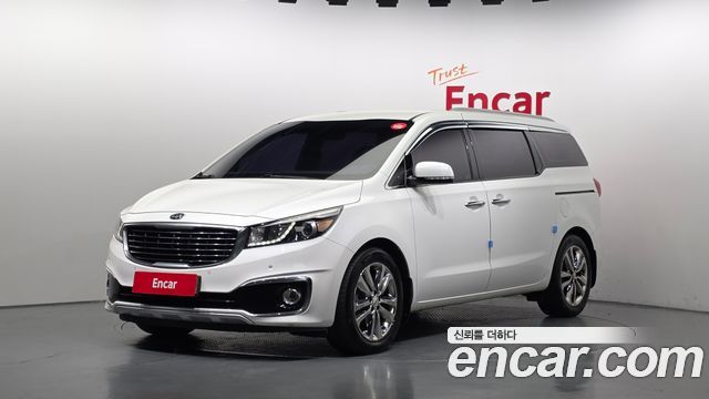 Kia Canival 2017 — photo 1