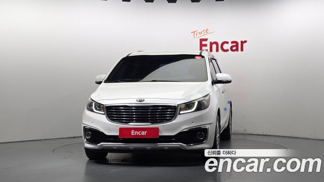 Kia Canival 2017 — photo 3