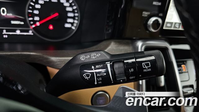 Kia Sorento 2022 — photo 29