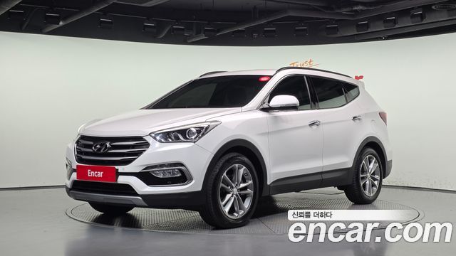 Hyundai Santafe 2016 — photo 1
