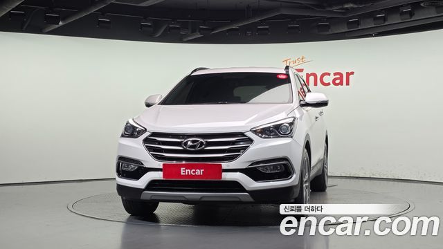 Hyundai Santafe 2016 — photo 3
