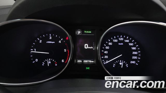 Hyundai Santafe 2016 — photo 8