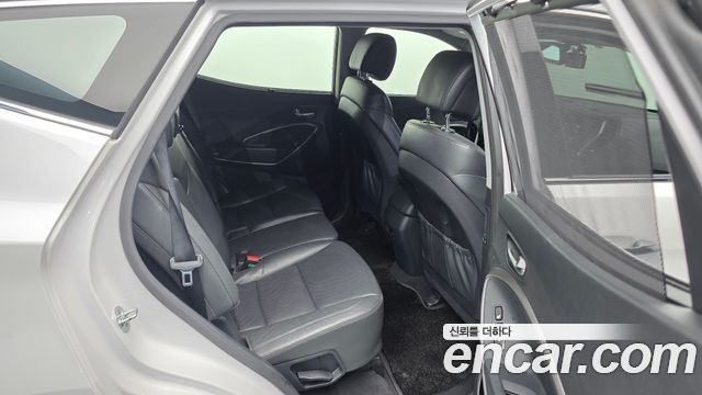 Hyundai Santafe 2016 — photo 12