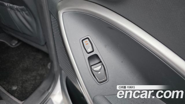 Hyundai Santafe 2016 — photo 19