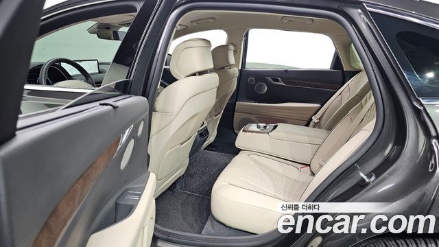 Genesis G80 2023 — photo 18