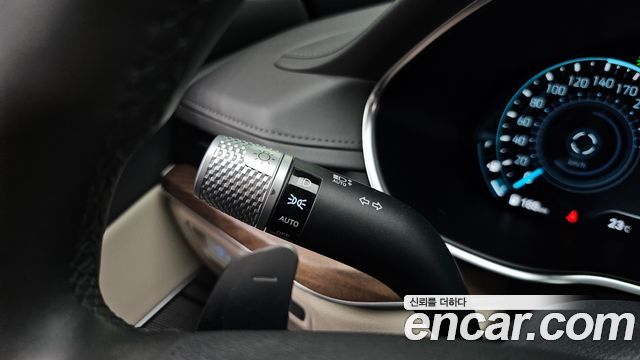 Genesis G80 2023 — photo 37