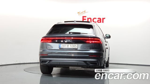 Audi Q8 2021 — photo 4