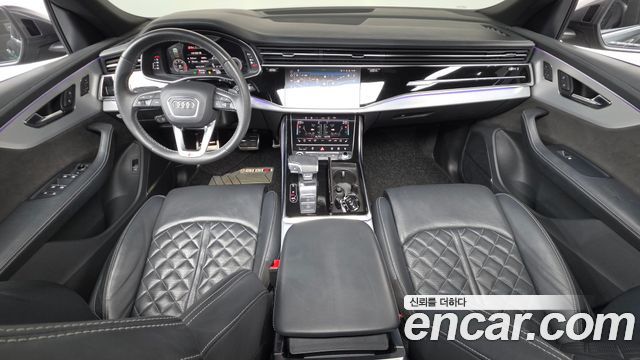 Audi Q8 2021 — photo 10