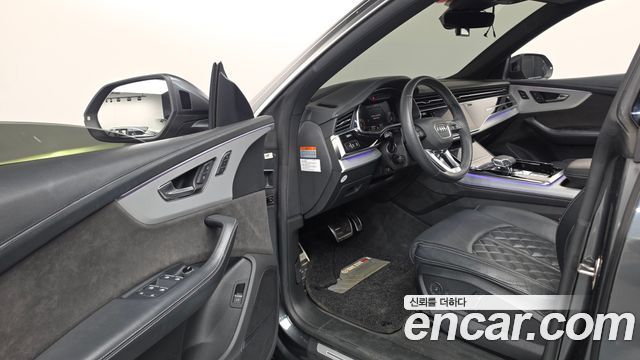 Audi Q8 2021 — photo 13