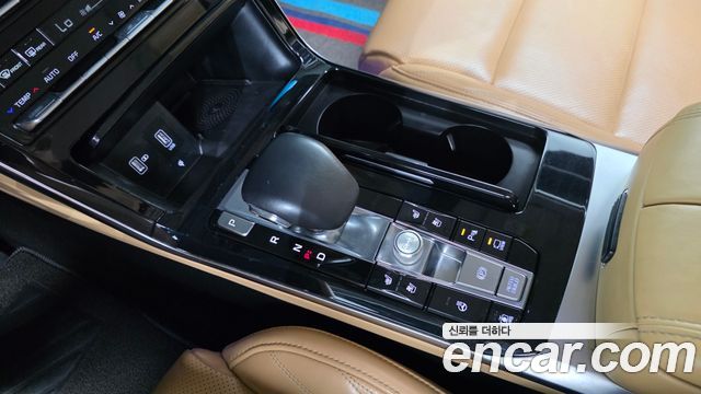 Kia K7 2020 — photo 9