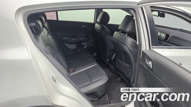 Kia Sportage 2016 — photo 18