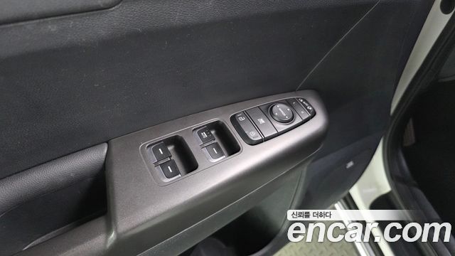 Kia Sportage 2016 — photo 23