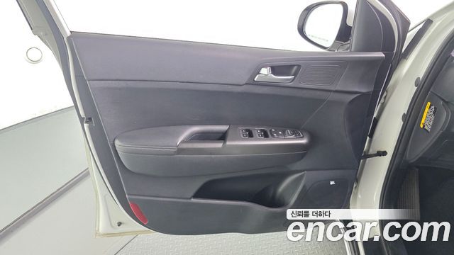 Kia Sportage 2016 — photo 14