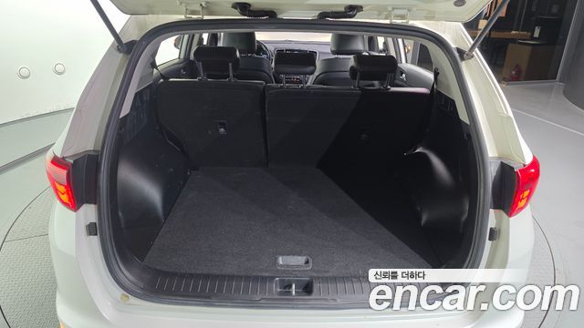 Kia Sportage 2016 — photo 30