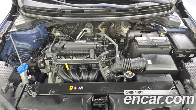 Kia Stonic 2019 — photo 6
