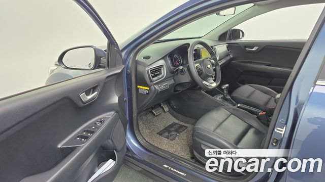 Kia Stonic 2019 — photo 13