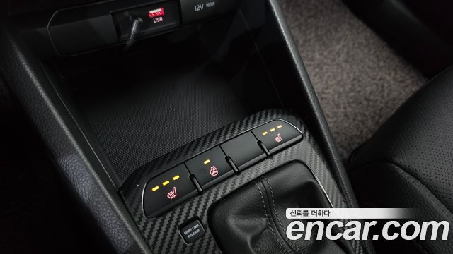 Kia Stonic 2019 — photo 22