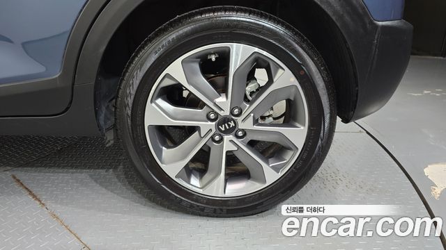 Kia Stonic 2019 — photo 7