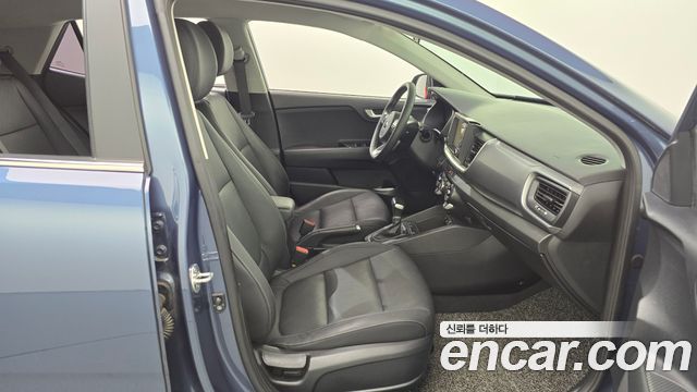 Kia Stonic 2019 — photo 16