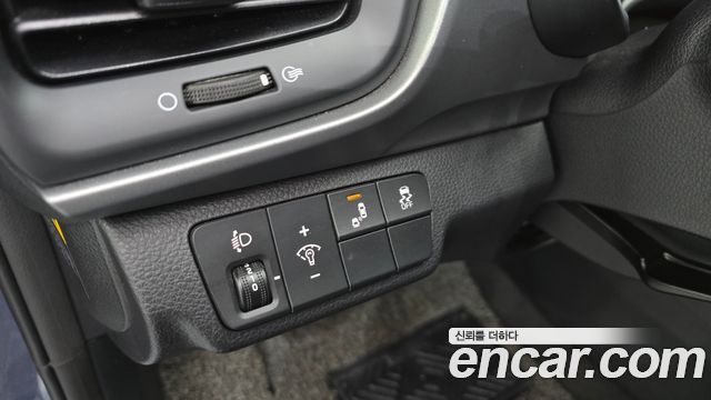 Kia Stonic 2019 — photo 28