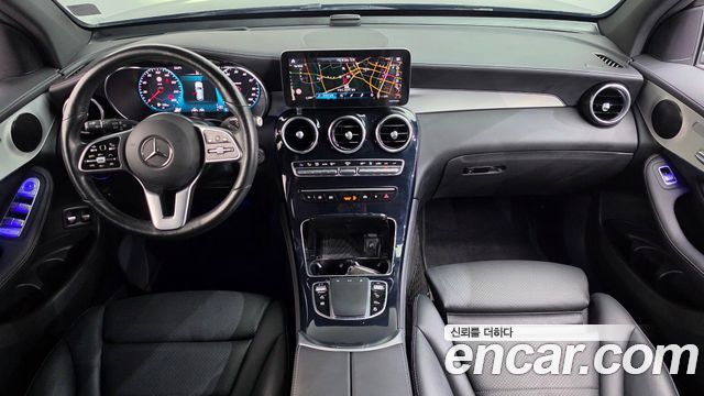Mercedes-Benz GLC-Class 2020 — photo 10