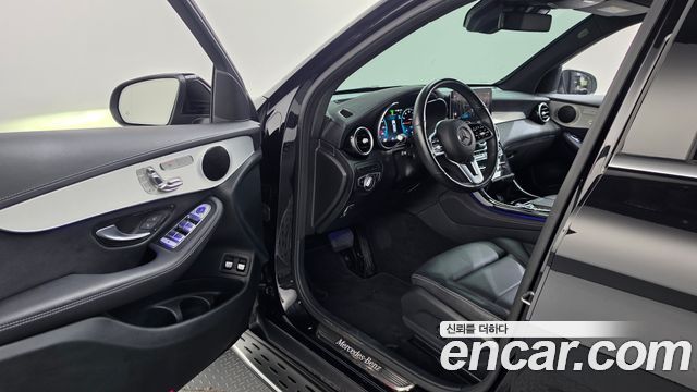 Mercedes-Benz GLC-Class 2020 — photo 13