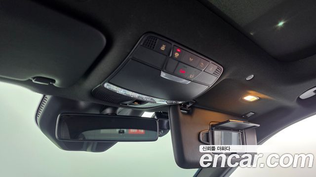 Mercedes-Benz GLC-Class 2020 — photo 24