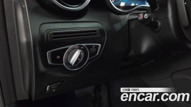 Mercedes-Benz GLC-Class 2020 — photo 25