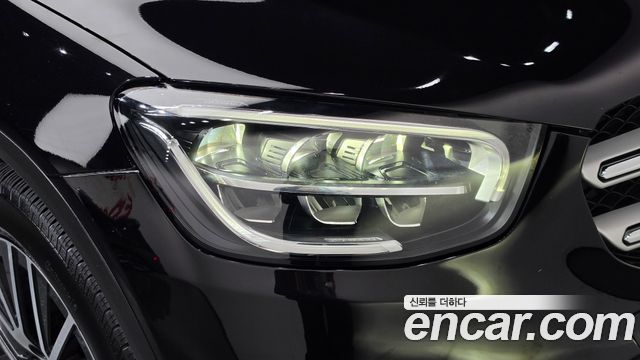 Mercedes-Benz GLC-Class 2020 — photo 8