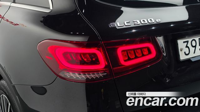 Mercedes-Benz GLC-Class 2020 — photo 9