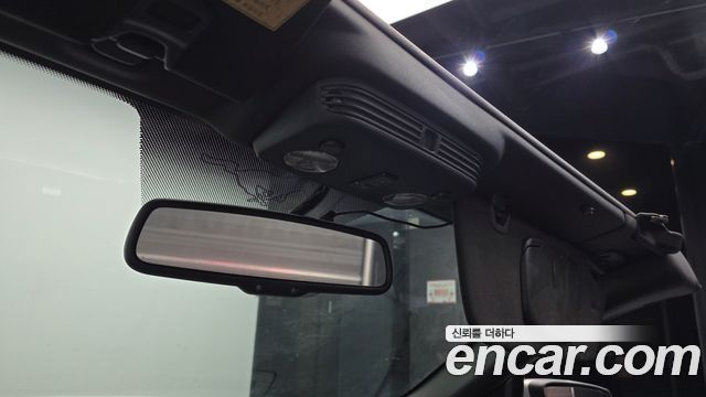 Ford Mustang 2010 — photo 19