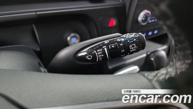 Hyundai Staria 2022 — photo 18