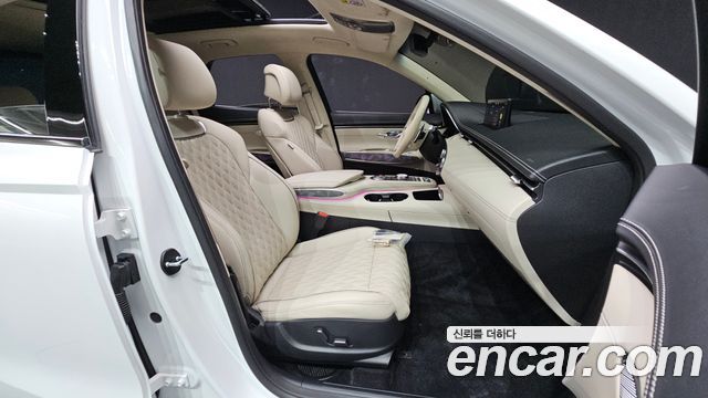 Genesis GV70 2024 — photo 18
