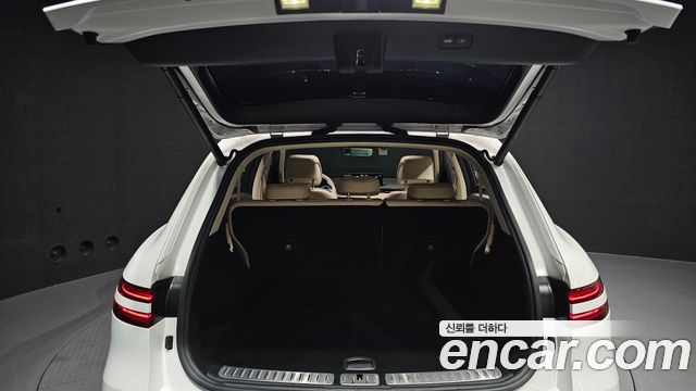 Genesis GV70 2024 — photo 26